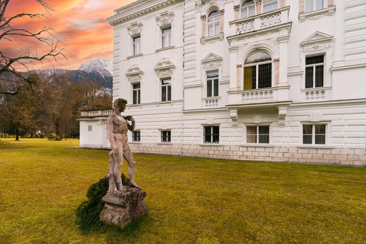 Grubhof Castle Flat For Families Appartamento Sankt Martin bei Lofer Esterno foto