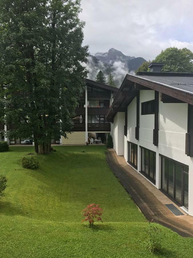 Grubhof Castle Flat For Families Appartamento Sankt Martin bei Lofer Esterno foto