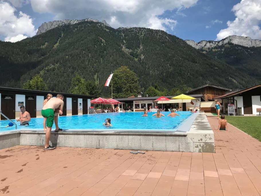 Grubhof Castle Flat For Families Appartamento Sankt Martin bei Lofer Esterno foto
